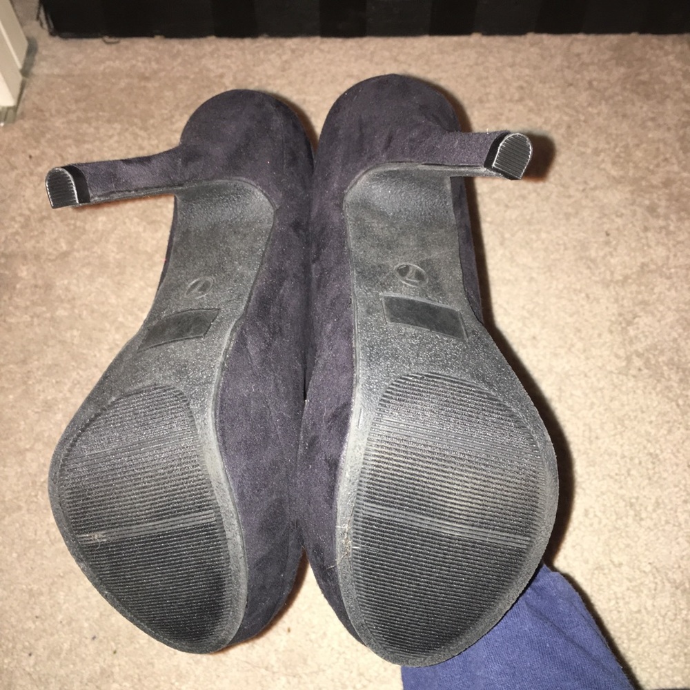 Booties - Picture 3 of 4